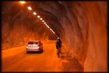 Der Tiefenbachferner-Tunnel zieht sich ganz schön in die Länge ...