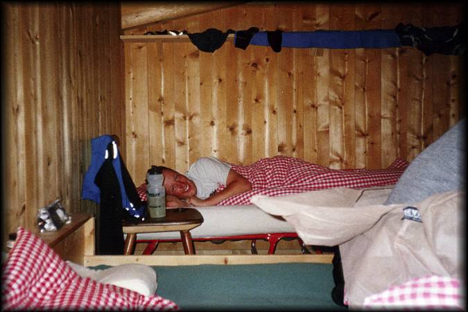 Mein Lagerschlafplatz auf der Similaunhütte ist gar nicht mal schlecht, vor allem, da ich ein bissl mehr Platz habe als die anderen ...