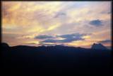 Kurz nach Sonnenaufgang beim Blick aus dem Massenlager des Rifugio Berti
