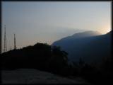 Tolle Morgenstimmung unterhalb der Funkmasten des Monte Brione
