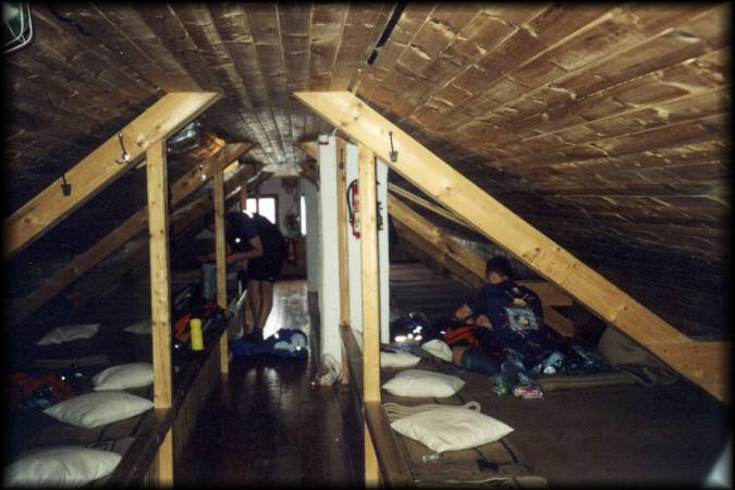 Unser gemütliches Matrazenlager im Karwendelhaus, in dem ich jedoch  - wie so oft - unruhig geschlafen habe