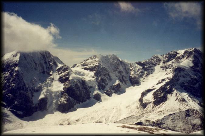 Das berühmte Dreigestirn mit Königsspitze, Monte Zebru und Ortler (von links nach rechts)