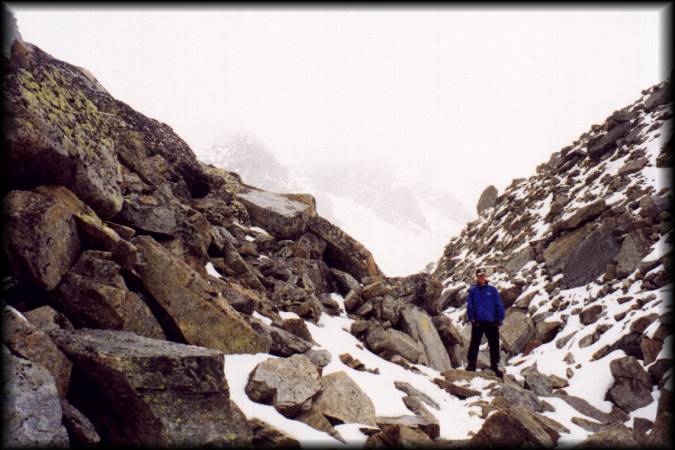 Der Weg zur Tschenglser Hochwand war nicht nur steinig, sondern auch voller Schnee und Eis ...